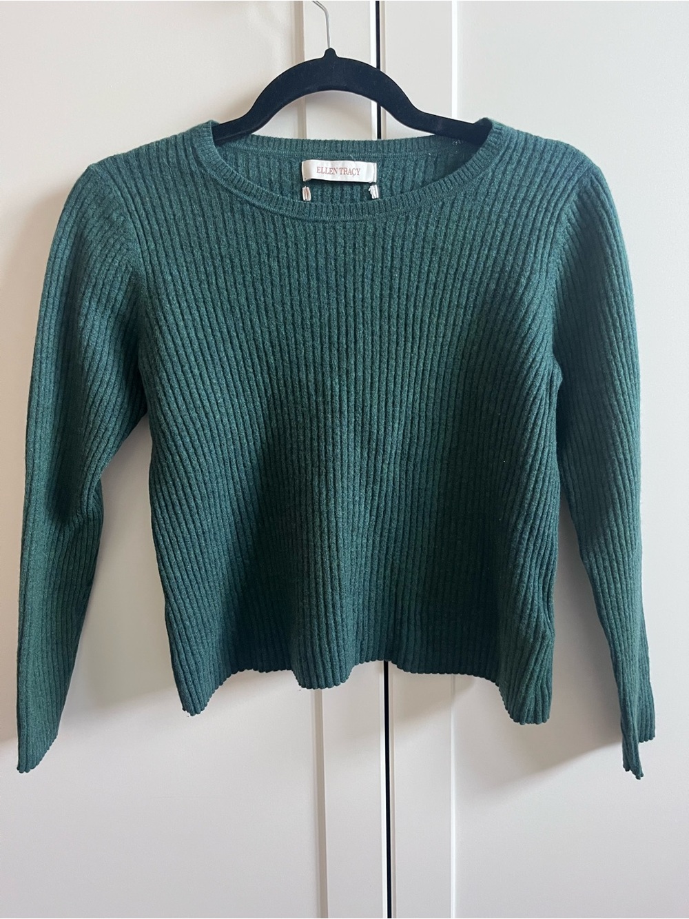 Ellen Tracy Forest Green 100% Extrafine Merino Wool Ribbed Crop Sweater M